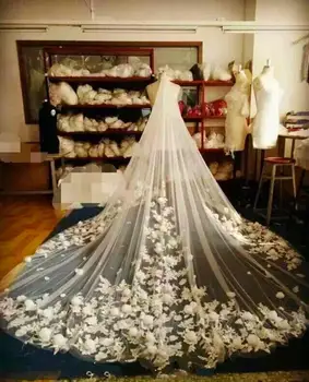 Luksusa 3D Ziedi Aplikācijas Līgavas Plīvuri Katedrāle Garums Kāzu 3 Metri Ieskaita Kāzu Plīvuri Balts Ziloņkaula ar Ķemmi